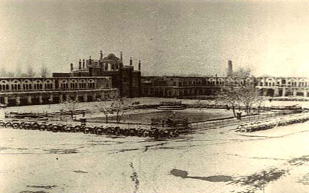 12 - میدان سپه .JPG