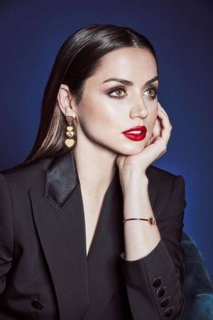 Ana de Armas Photo_ Ana _ Vogue NL (2020).jpeg